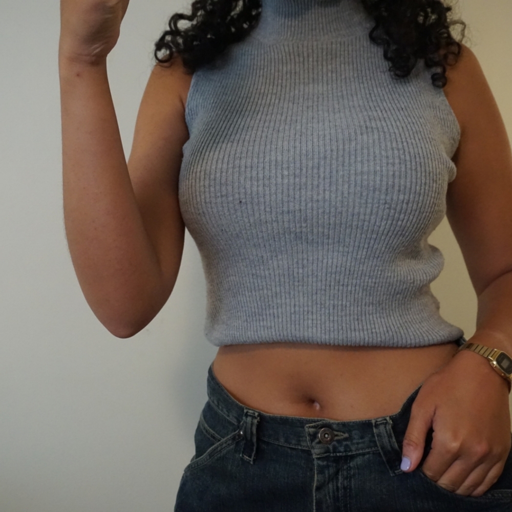 Grey Sleeveless Turtleneck